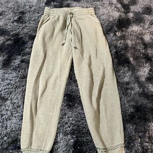 Aerie Olive Green Jogger Pants‎ woman’s XS